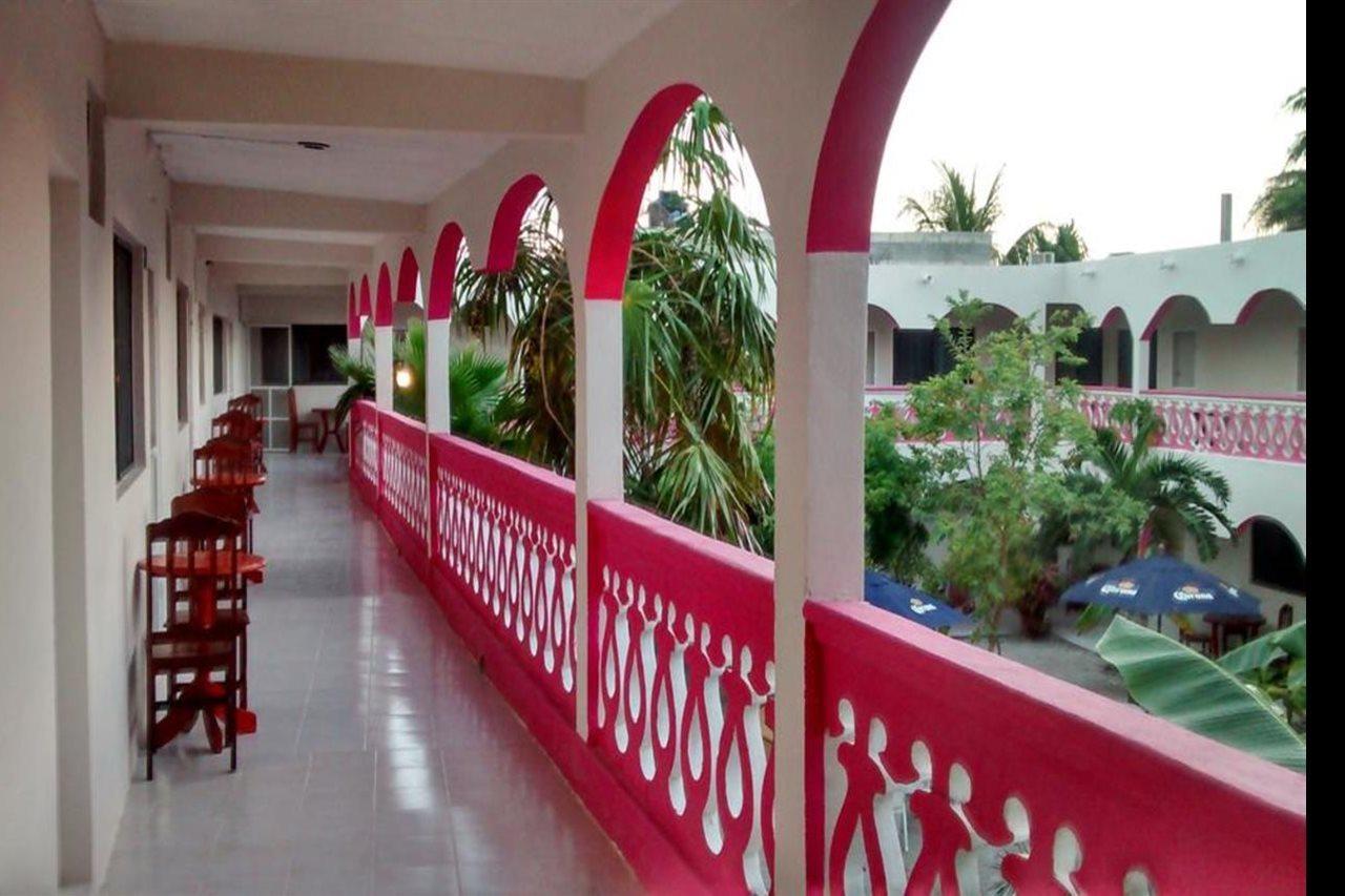 Hotel Los Arcos Holbox Екстериор снимка