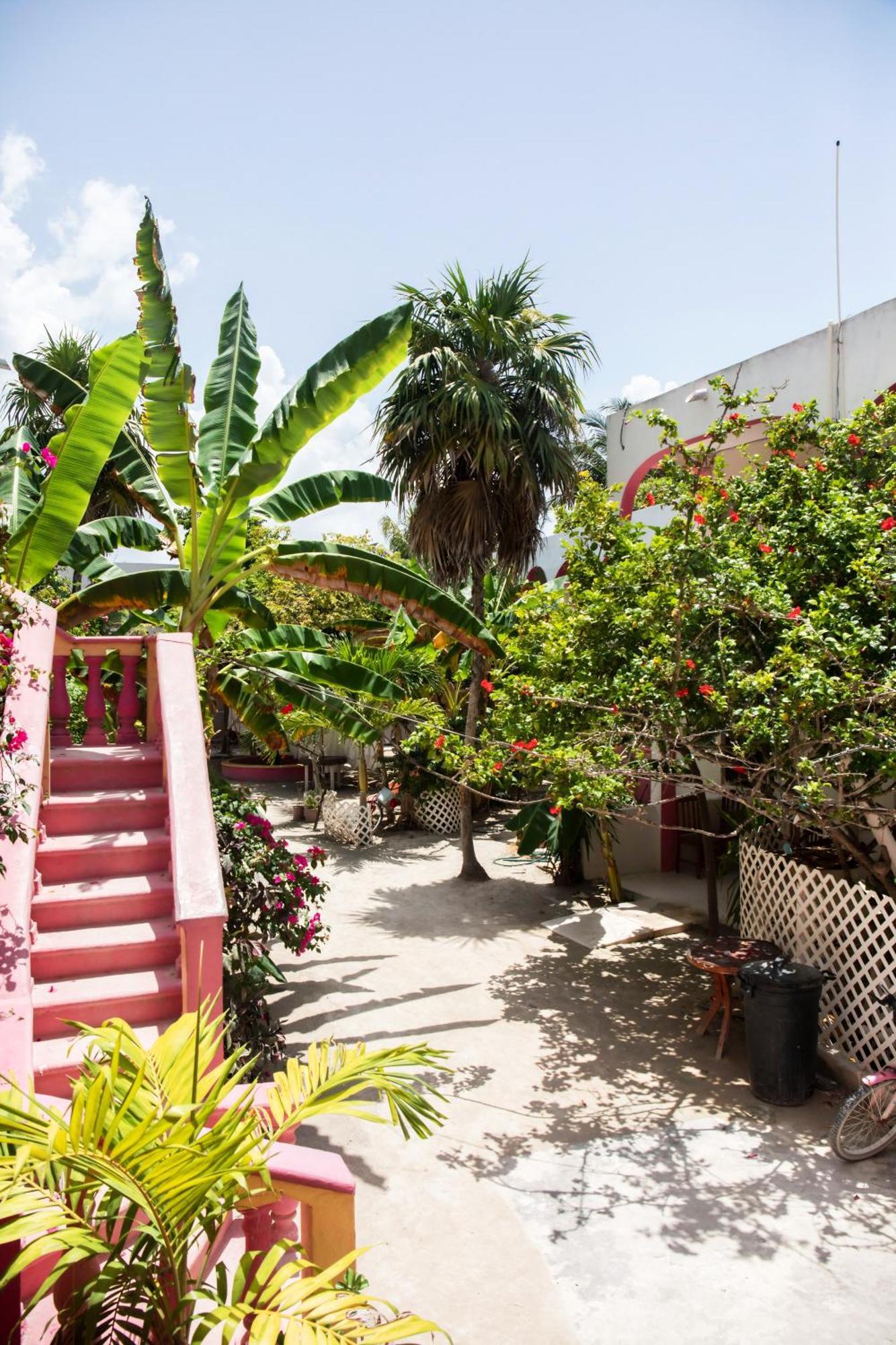 Hotel Los Arcos Holbox Екстериор снимка