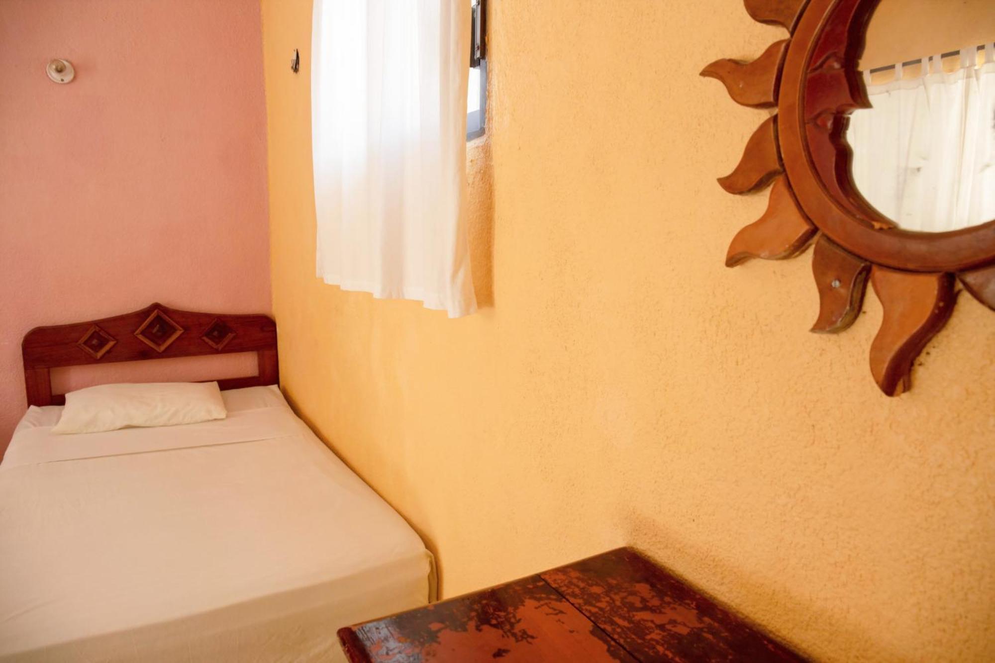 Hotel Los Arcos Holbox Екстериор снимка