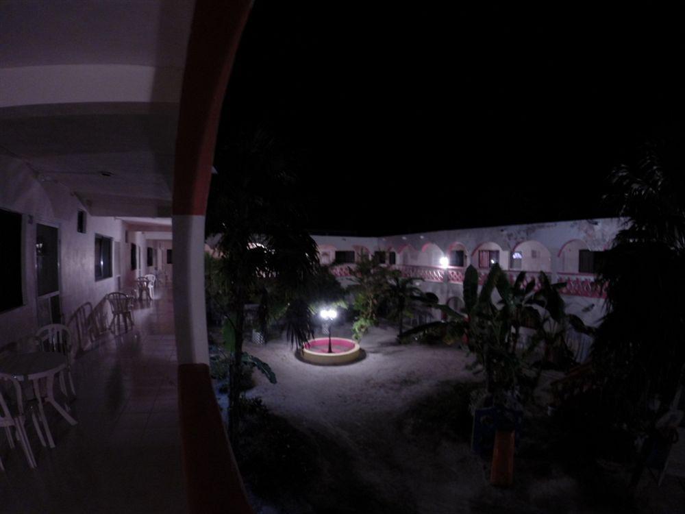 Hotel Los Arcos Holbox Екстериор снимка
