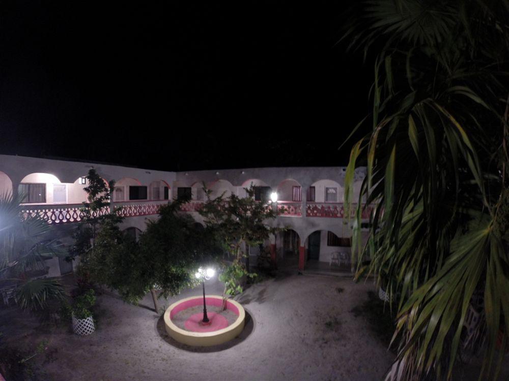 Hotel Los Arcos Holbox Екстериор снимка