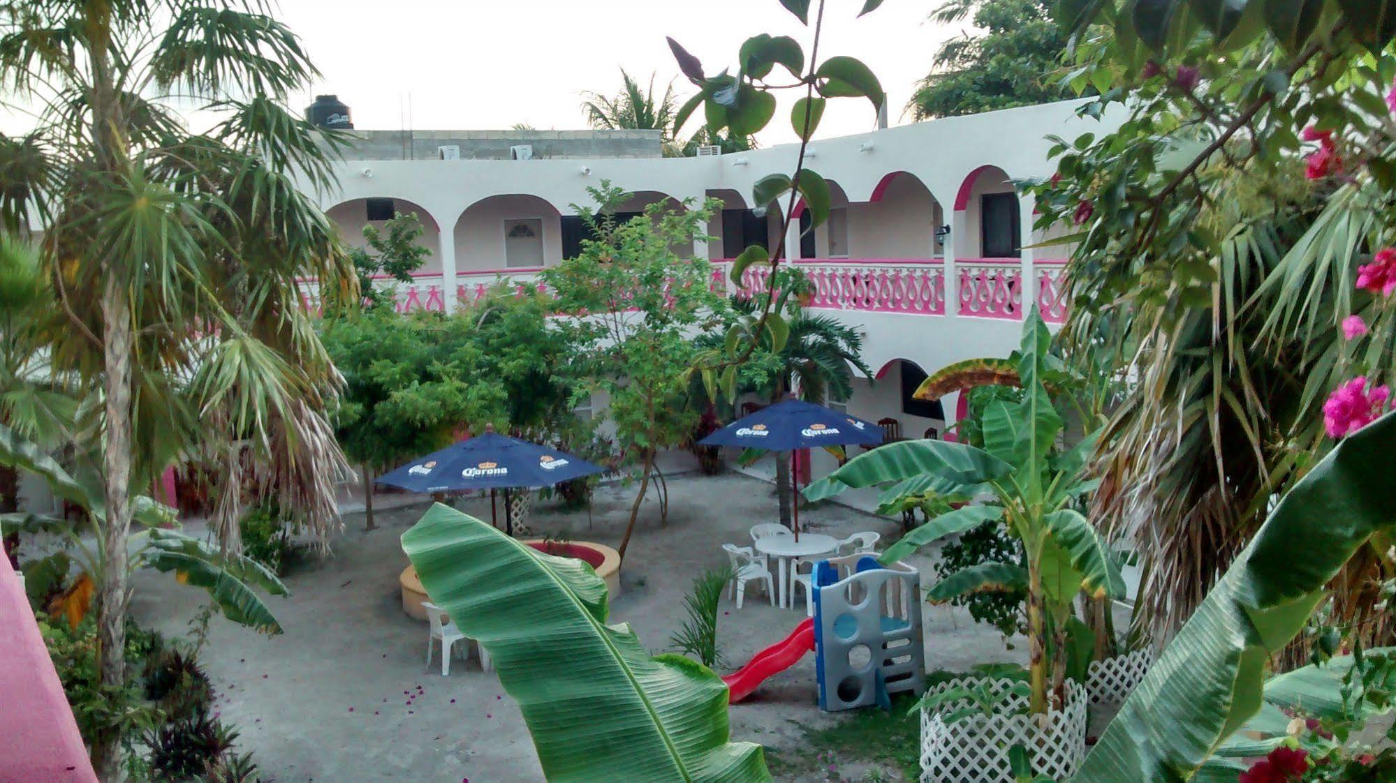 Hotel Los Arcos Holbox Екстериор снимка